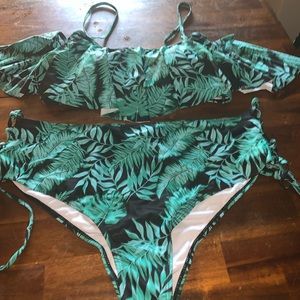 Plus Size swim suit.